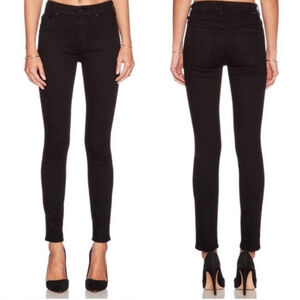 Mother Jeans High Waisted Looker in Model Spy Wash Black - 31